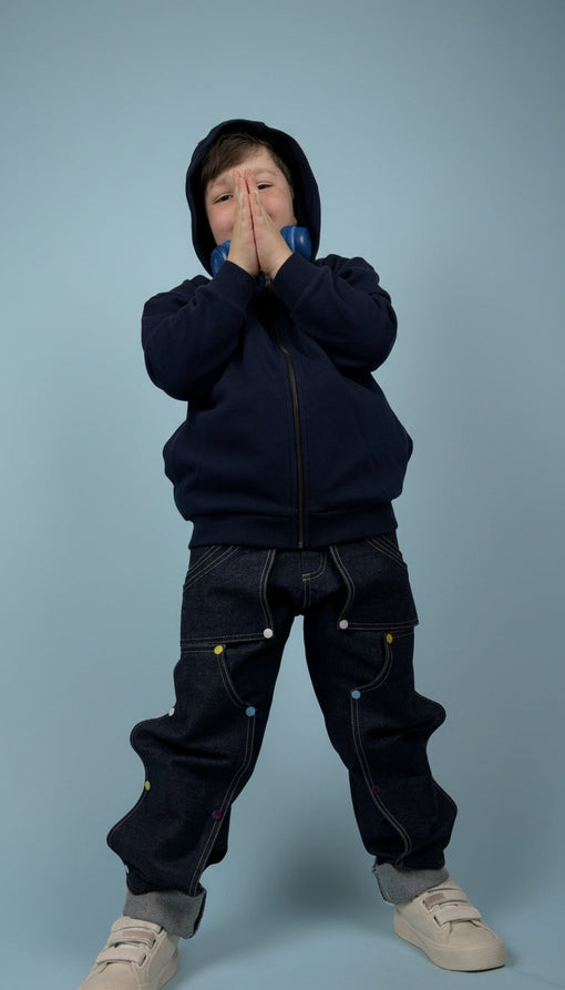 Quel tissu est le plus résistant pour un pantalon enfant ?